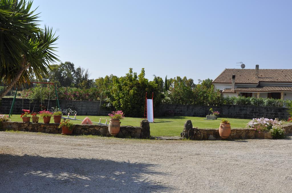 Agriturismo Sechi Campanedda Ngoại thất bức ảnh