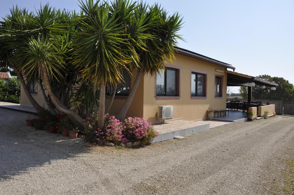 Agriturismo Sechi Campanedda Ngoại thất bức ảnh