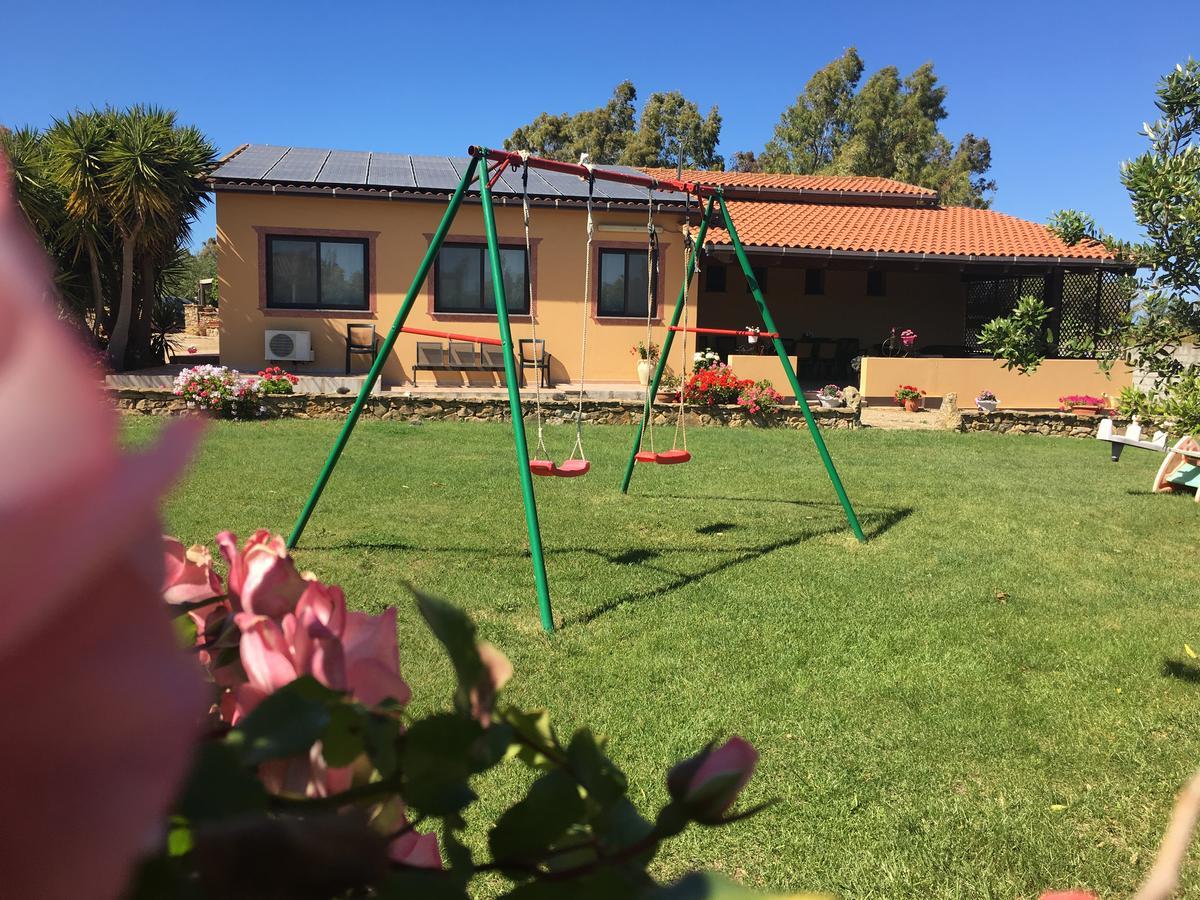 Agriturismo Sechi Campanedda Ngoại thất bức ảnh